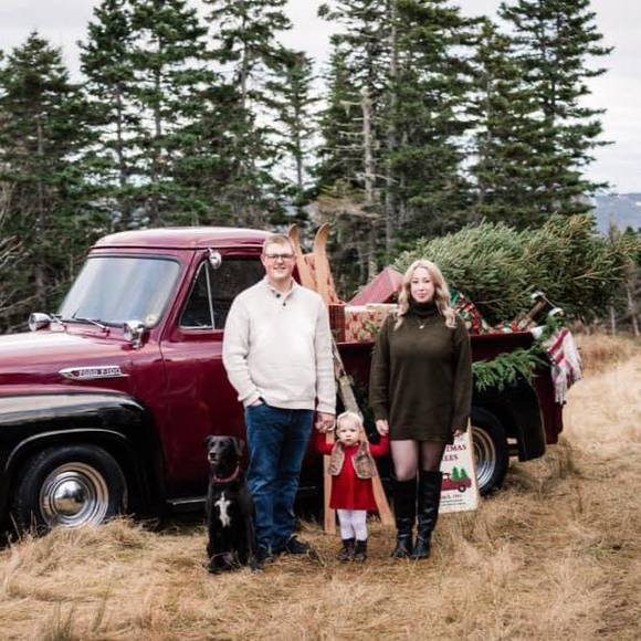 Meet your Posher, Jonathan - Picture 1 of 1